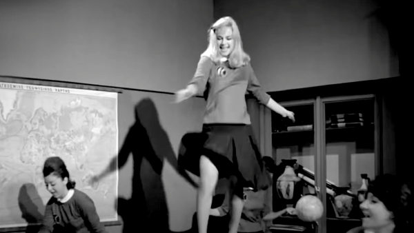 59 χρόνια μετά: Δείτε σήμερα το θρυλικό σχολείο που γυρίστηκε η ταινία «Χτυποκάρδια στο Θρανίο» (Pic)
