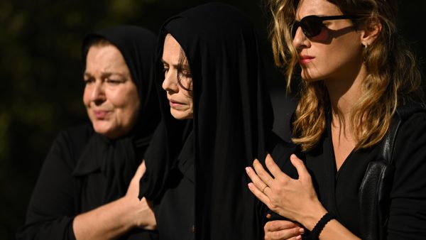 «Σασμός»: Οι πρώτες εικόνες από την κηδεία του Νικηφόρου – Αναλυτικά όσα θα δούμε στα επεισόδια της εβδομάδας